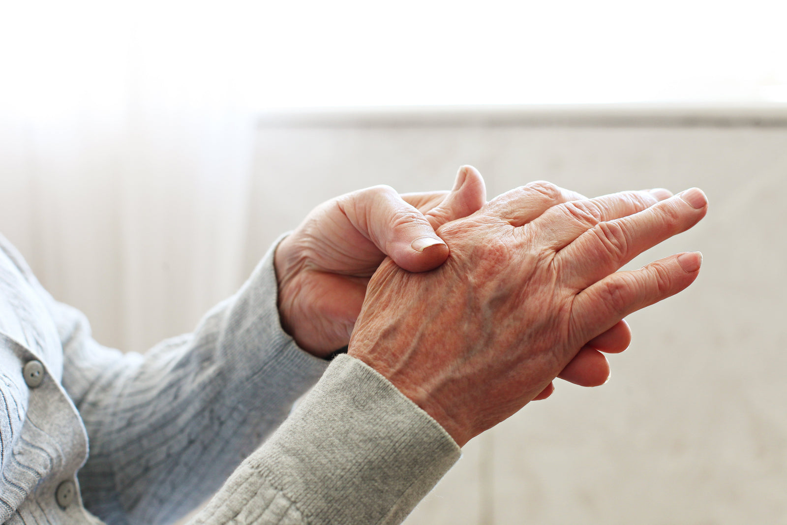 CBD for Hand and Wrist Arthritis: A Science-Based Guide